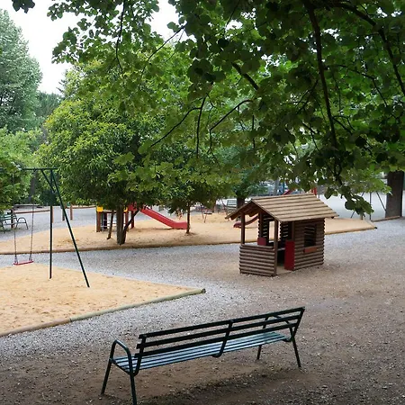 Rural Y Engracia